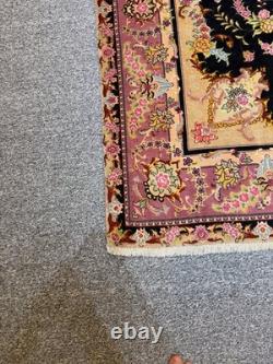 Royal Tabrazz Handmade Silk Wool Rug 5x6.6 Ft Silk Foundation Floral Medallion