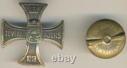 Russian Empire Military order medal Latvian Badge 1st Cavalry Regiment (2002)