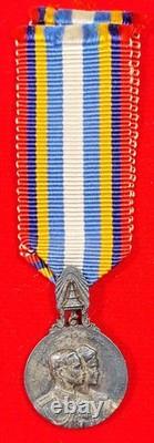 Silver medal miniature size 1960 King & Queen's Royal Visit to USA & Europe, RARE