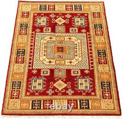 Traditional Hand-Knotted Medallion Carpet 4'7 x 6'7 Wool Area Rug