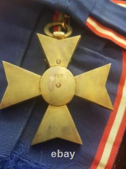 United Kingdom Medal Royal Victorian Order, Grand Cross Badge