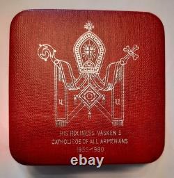 VAZKEN I SILVER Jubilee MEDAL Catholicos All Armenians BRITISH ROYAL MINT