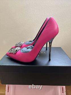 Versace Pumps Woman's Shoe Size 36 PREOWNED/USED