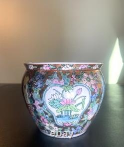 Vintage Chinese Porcelain Rose Medallion Koi Fish Bowl Planter 5.5 Royal Court