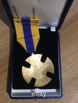 Vintage Greek Royal National Foundation Medal (E. D. K) Cased