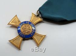 WW1 German pin Prussian cross badge medal WW2 Royal Order of the crown enamel